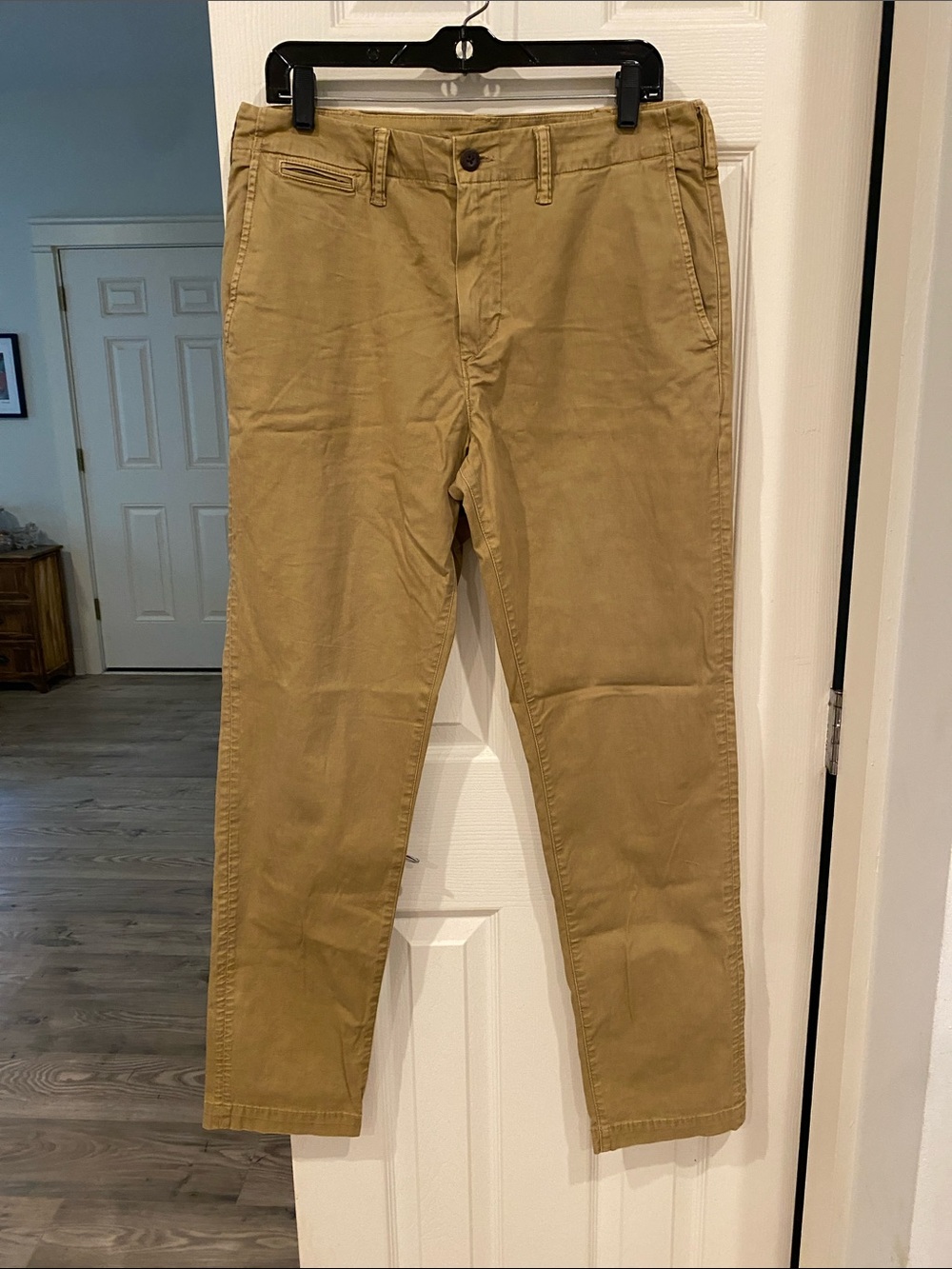 American Eagle Outfitters Men's Tan Chino Trousers
